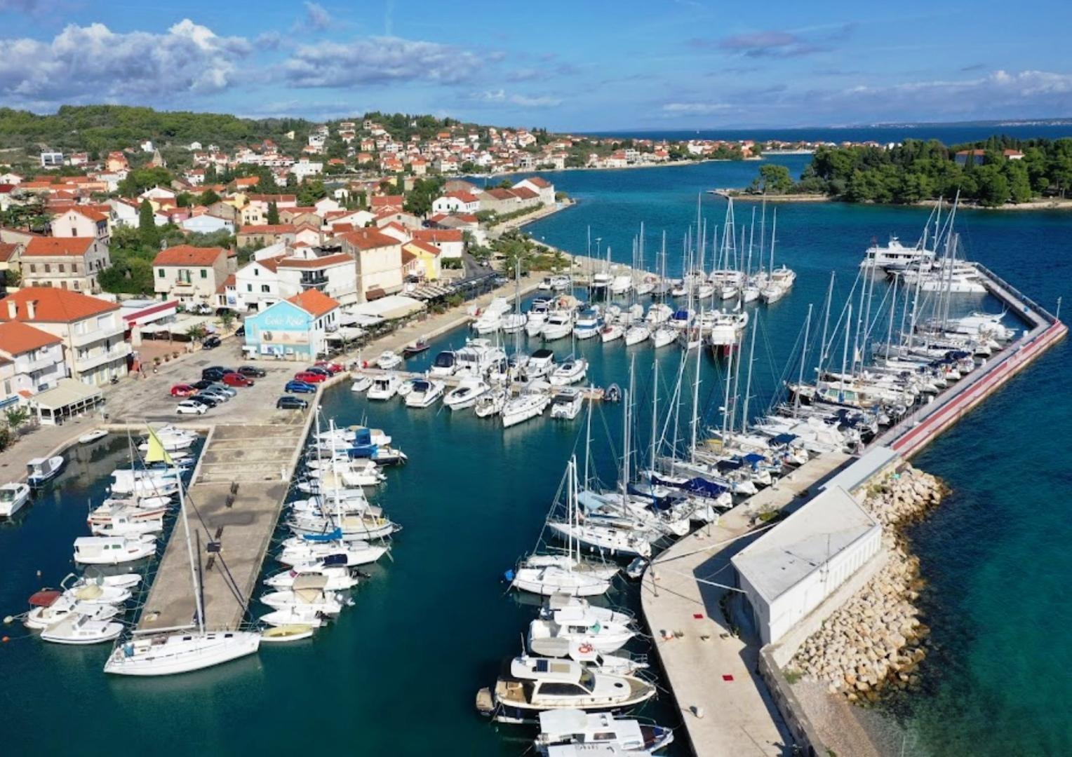 Ugljan Marina Preko